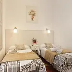 بيت ضيافة Dragonflybcn برشلونة