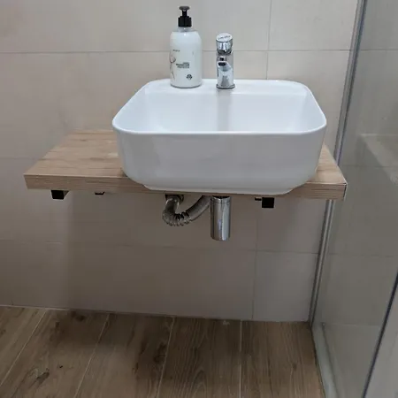 招待所 Dragonflybcn
