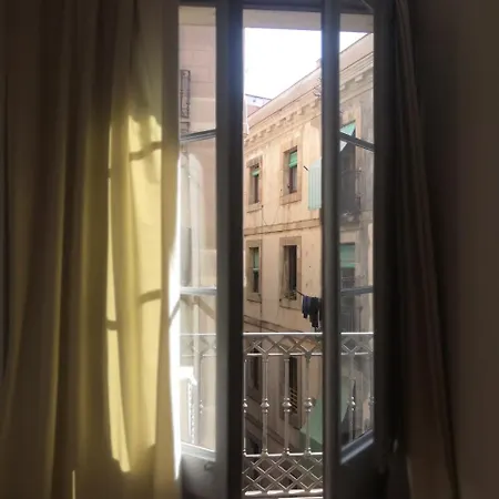 Dragonflybcn 招待所